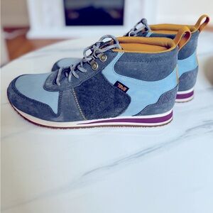 ✨TEVA✨Highside 84 Sneakers